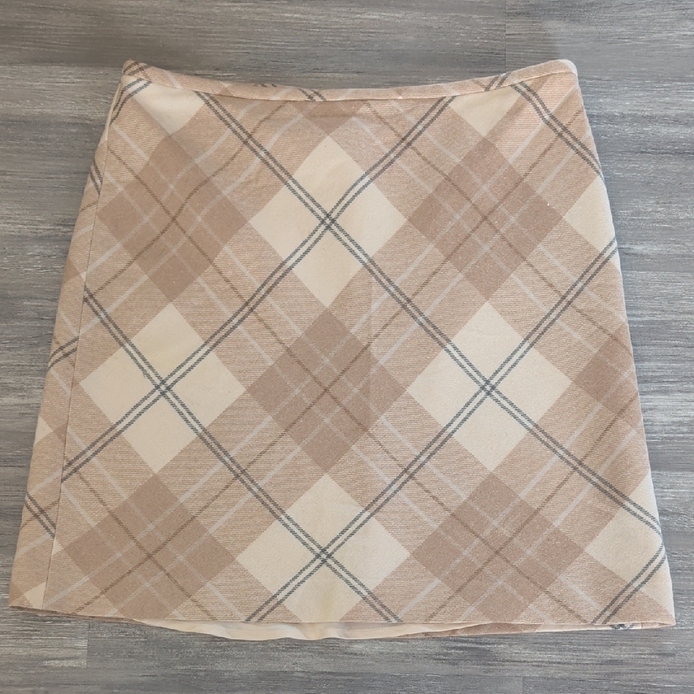 Eddie Bauer Cream and Tan Plaid A-Line Wool Skirt